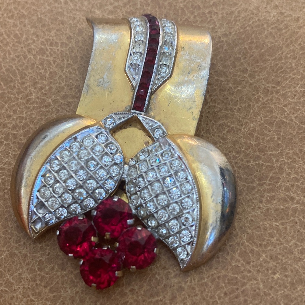 1930s huge gorgeous  Gold and Red Gemstone dress clip. Rhinestone clear crystals